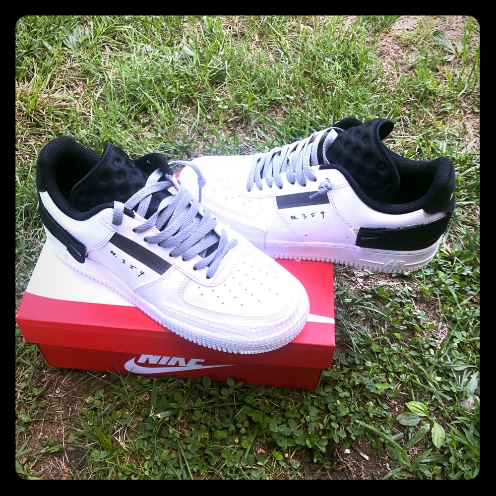 Air Force 1 Type White /Volt-Black-White 8.5